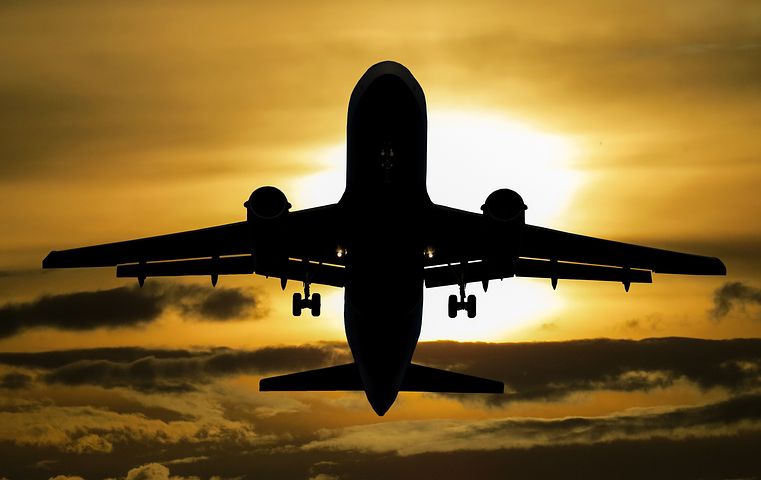 Empfehlung: Geimpfte sollten nicht mehr fliegen Empfehlung: Geimpfte sollten nicht mehr fliegen