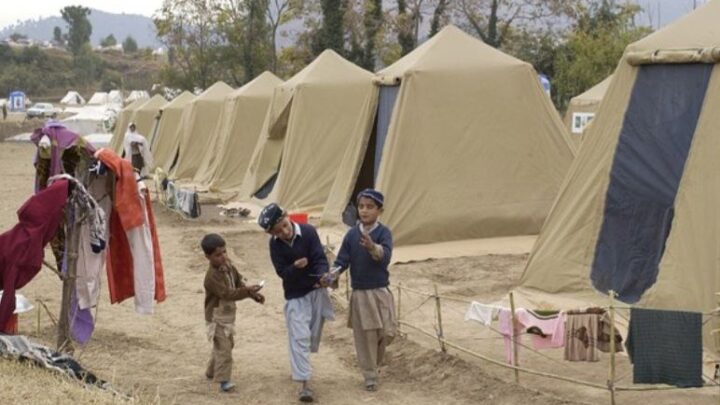 Protest gegen geplante Flüchtlingsunterkunft: Landratsamt soll weitere Standorte prüfen
