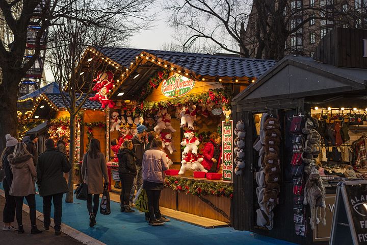Schongauer Weihnachtsmarkt startet mit Schmankerln, Kunsthandwerk und Livemusik